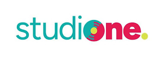 STUDIONE. logo