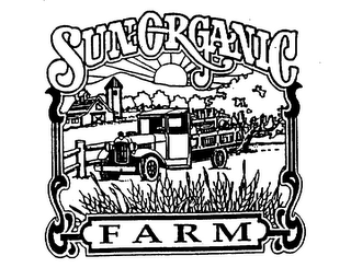 SUNORGANIC FARM logo