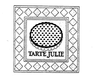 TARTE JULIE