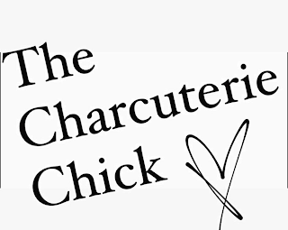 THE CHARCUTERIE CHICK logo