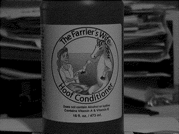 THE FARRIER'S WIFE HOOF CONDITION DOES NOT CONTAIN ALCOHOL OR IODINE CONTAIN VITAMIN A & VITAMIN E16 FL. OZ./473 ML. logo