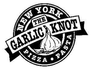 THE GARLIC KNOT NEW YORK PIZZA PASTA logo