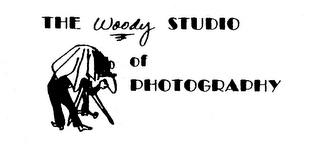 THE WOODY STUDIO OF PHOTOGRAPHY logo