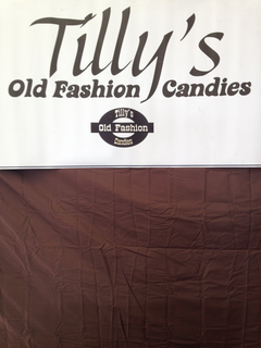 TILLY'S OLD FASHION CANDIES logo
