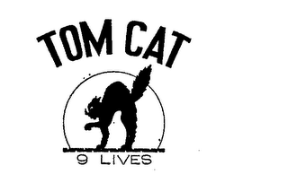 TOM CAT 9 LIVES logo