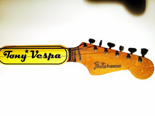 TONY VESPA FUTURAMA logo