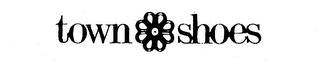 TOWN SHOES logo