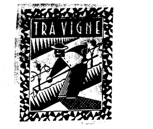 TRA VIGNE logo