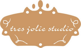TRES JOLIE STUDIO logo