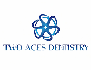 TWO ACES DENTISTRY logo