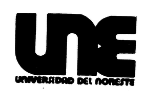 UNE UNIVERSIDAD DEL NORESTE logo