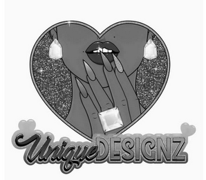 UNIQUE DESIGNZ logo