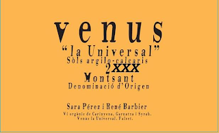 VENUS "LA UNIVERSAL" SÒLS ARGILO-CALCARIS 2XXX MONTSANT DENOMINACIÓ D'ORIGEN SARA PÉREZ I RENÉ BARBIER VI ORGÀNIC DE CARINYENA, GARNATXA I SYRAH VENUS LA UNIVERSAL. FALSET. logo