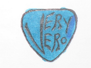 VERYVERO logo
