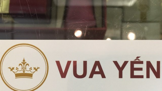 VUA YEN logo