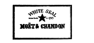 WHITE SEAL MOET & CHANDON MAISON FOODIE IN 1743 logo