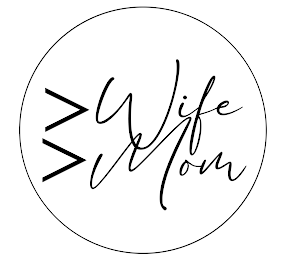> WIFE > MOM logo