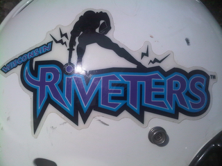 WISCONSIN RIVETERS logo
