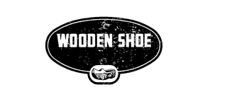 WOODEN SHOE logo