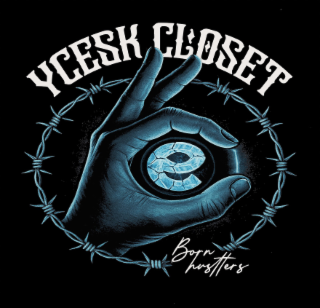 YCESK CLOSET