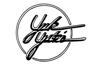 YUK YUK'S logo