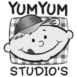 YUM YUM STUDIOS logo